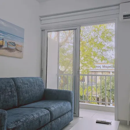 Historia アパート ニコシア